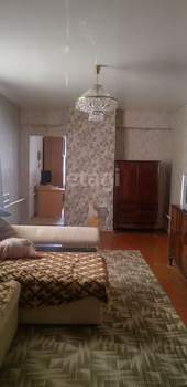 2-к квартира, вторичка, 65м2, 1/1 этаж