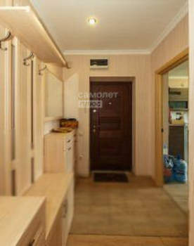 3-к квартира, вторичка, 80м2, 8/10 этаж