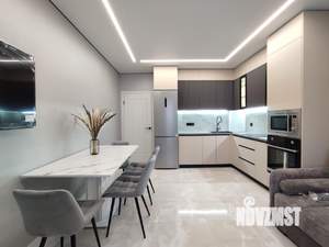 3-к квартира, вторичка, 74м2, 10/18 этаж