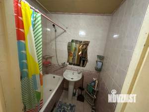 3-к квартира, вторичка, 65м2, 8/9 этаж