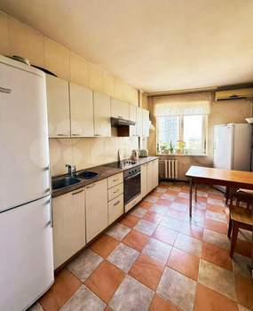 3-к квартира, вторичка, 95м2, 3/5 этаж