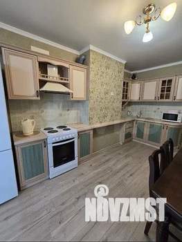 2-к квартира, вторичка, 62м2, 9/19 этаж