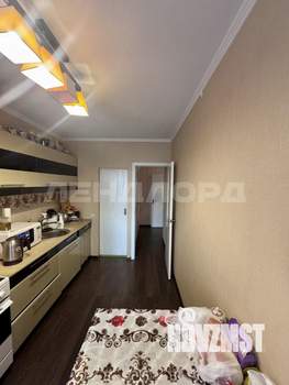 2-к квартира, вторичка, 63м2, 4/10 этаж