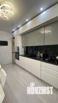 2-к квартира, вторичка, 56м2, 18/22 этаж