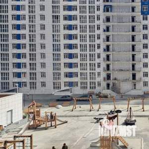 2-к квартира, вторичка, 42м2, 16/24 этаж