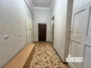 3-к квартира, вторичка, 97м2, 2/3 этаж