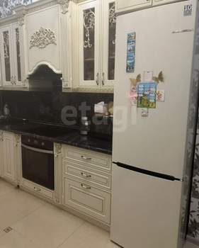 3-к квартира, вторичка, 90м2, 2/17 этаж