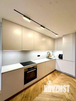 2-к квартира, вторичка, 55м2, 7/32 этаж