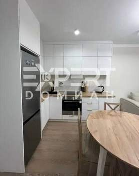 2-к квартира, вторичка, 56м2, 10/25 этаж