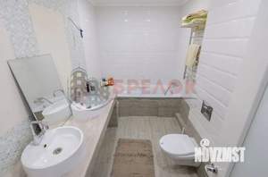 3-к квартира, вторичка, 70м2, 17/25 этаж