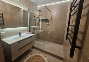 2-к квартира, вторичка, 70м2, 14/18 этаж