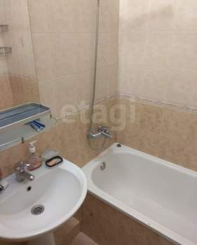 2-к квартира, вторичка, 53м2, 10/10 этаж