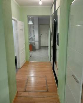 2-к квартира, вторичка, 50м2, 1/1 этаж