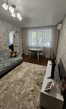 2-к квартира, вторичка, 45м2, 1/5 этаж