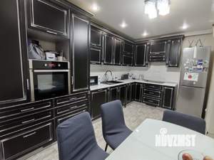 3-к квартира, вторичка, 80м2, 1/10 этаж