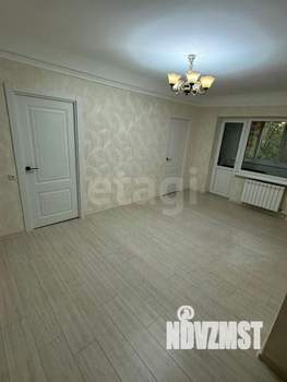 4-к квартира, вторичка, 64м2, 3/5 этаж