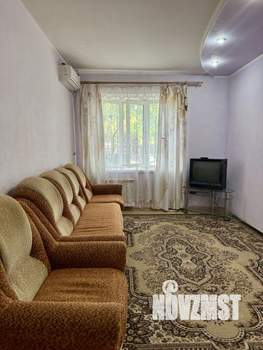 2-к квартира, вторичка, 45м2, 1/10 этаж
