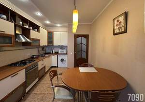 3-к квартира, вторичка, 98м2, 3/10 этаж