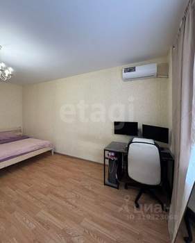 1-к квартира, вторичка, 42м2, 13/18 этаж