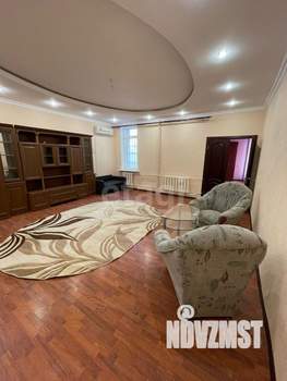 3-к квартира, вторичка, 112м2, 1/3 этаж