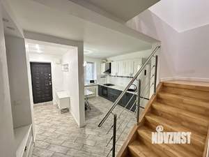 4-к квартира, вторичка, 100м2, 1/4 этаж
