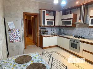 4-к квартира, вторичка, 154м2, 9/12 этаж