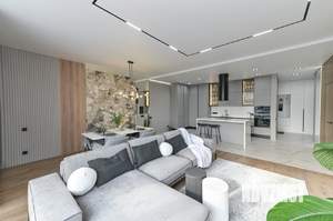 3-к квартира, вторичка, 115м2, 6/21 этаж