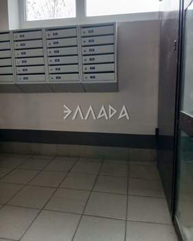 3-к квартира, вторичка, 64м2, 1/9 этаж