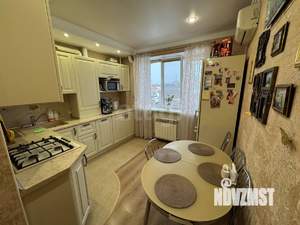 2-к квартира, вторичка, 67м2, 4/5 этаж