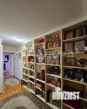 4-к квартира, вторичка, 122м2, 3/10 этаж