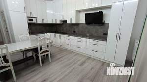 3-к квартира, вторичка, 100м2, 1/6 этаж
