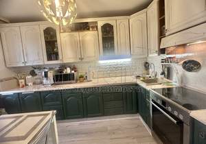 4-к квартира, вторичка, 94м2, 12/18 этаж