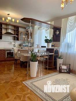 4-к квартира, вторичка, 172м2, 6/13 этаж