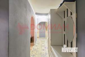 3-к квартира, вторичка, 64м2, 1/9 этаж