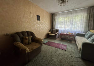 3-к квартира, вторичка, 68м2, 1/9 этаж