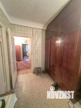 4-к квартира, вторичка, 65м2, 5/5 этаж