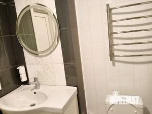 2-к квартира, вторичка, 63м2, 19/19 этаж