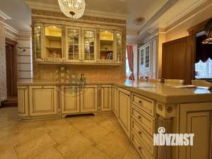 3-к квартира, вторичка, 133м2, 13/13 этаж