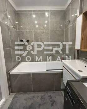 2-к квартира, вторичка, 56м2, 10/25 этаж