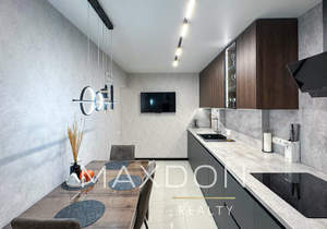 3-к квартира, вторичка, 100м2, 12/19 этаж