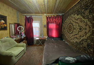 2-к квартира, вторичка, 38м2, 1/1 этаж