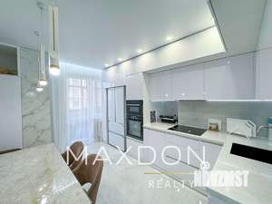 3-к квартира, вторичка, 115м2, 17/19 этаж