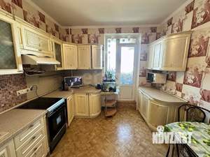2-к квартира, вторичка, 54м2, 10/18 этаж