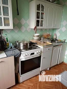 3-к квартира, вторичка, 64м2, 8/9 этаж