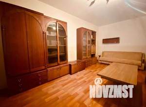 2-к квартира, вторичка, 60м2, 1/10 этаж