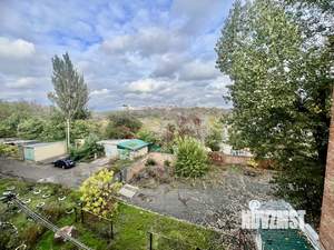 2-к квартира, вторичка, 42м2, 3/4 этаж