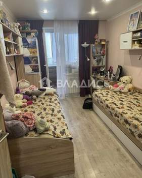 3-к квартира, вторичка, 70м2, 10/10 этаж