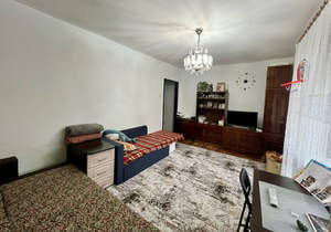 2-к квартира, вторичка, 52м2, 3/5 этаж