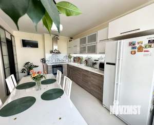 3-к квартира, вторичка, 100м2, 6/14 этаж