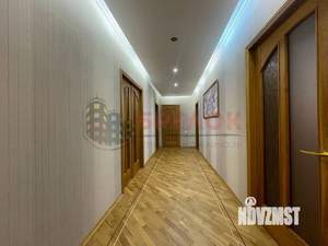 4-к квартира, вторичка, 158м2, 1/9 этаж